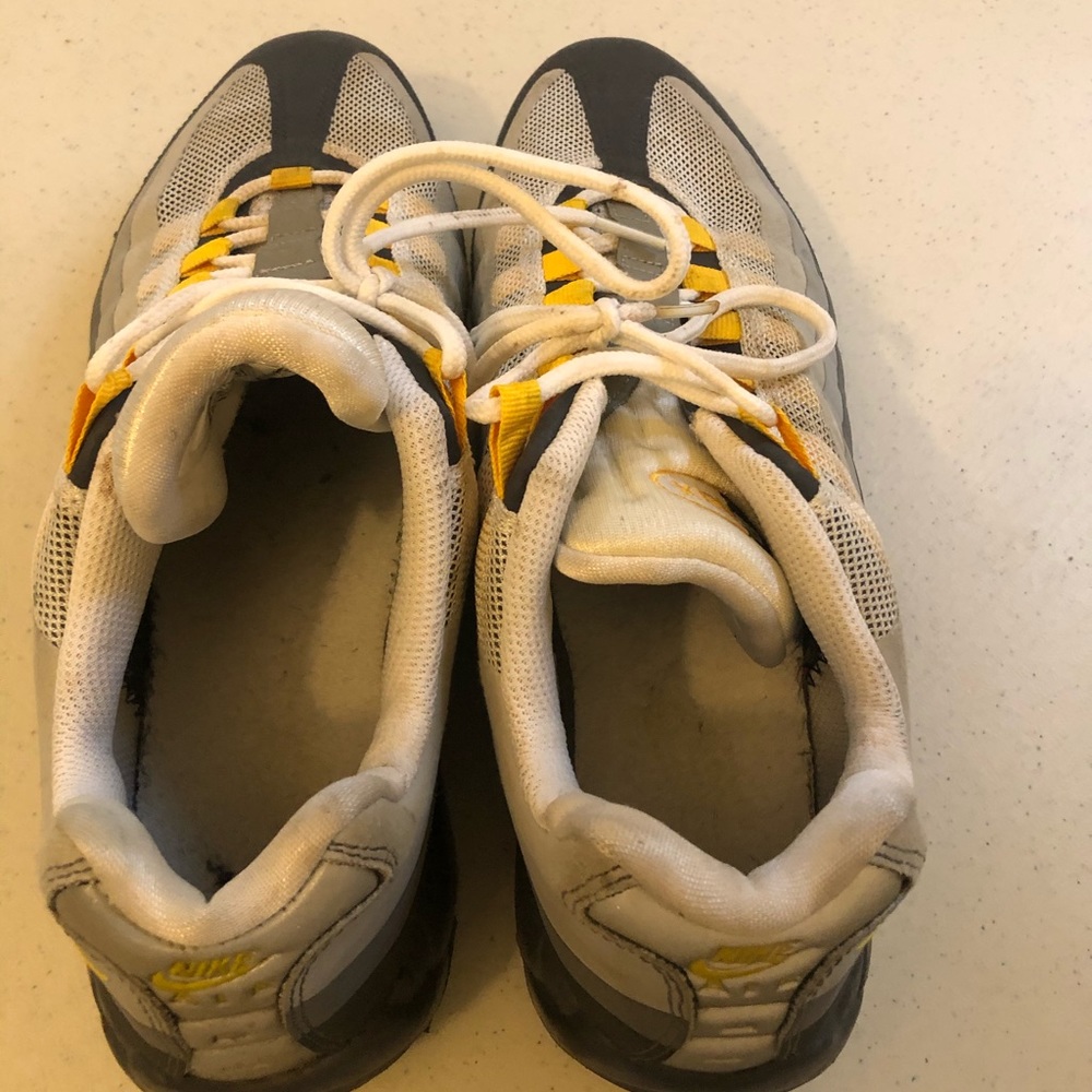 Men Nike 95 Sneakers size 9 (yellow & grey)